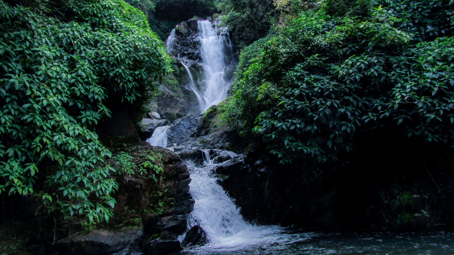 Vibhuti Falls near Yellapur forest waterfall